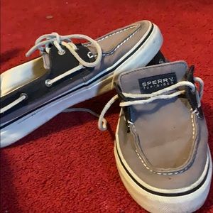 Sperry boat shoes size 9
